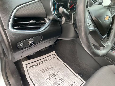 Used 2017 Chevrolet Malibu LT image 17