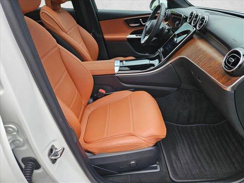 Certified 2025 Mercedes-Benz GLC 300 image 20