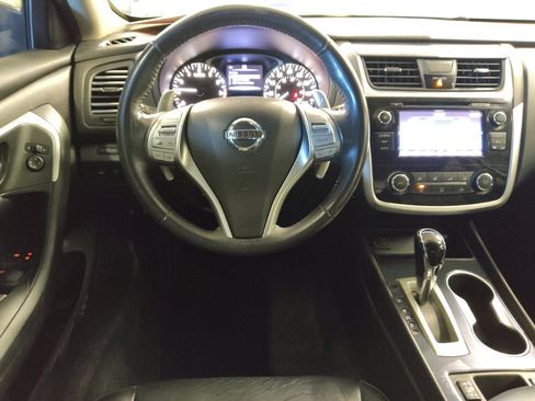 Used 2018 Nissan Altima 2.5 SR w/ SR Special Edition image 22
