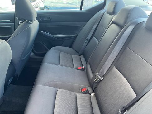 Used 2023 Nissan Altima 2.5 SV FWD image 25