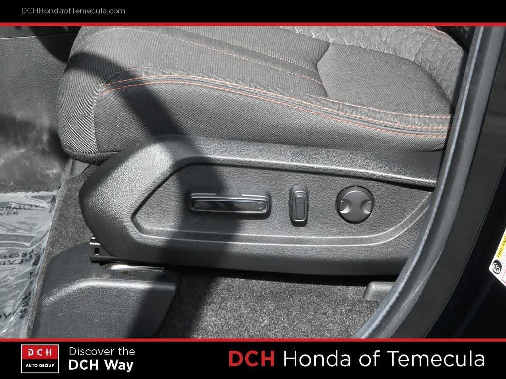 Certified 2025 Honda Pilot Sport image 17