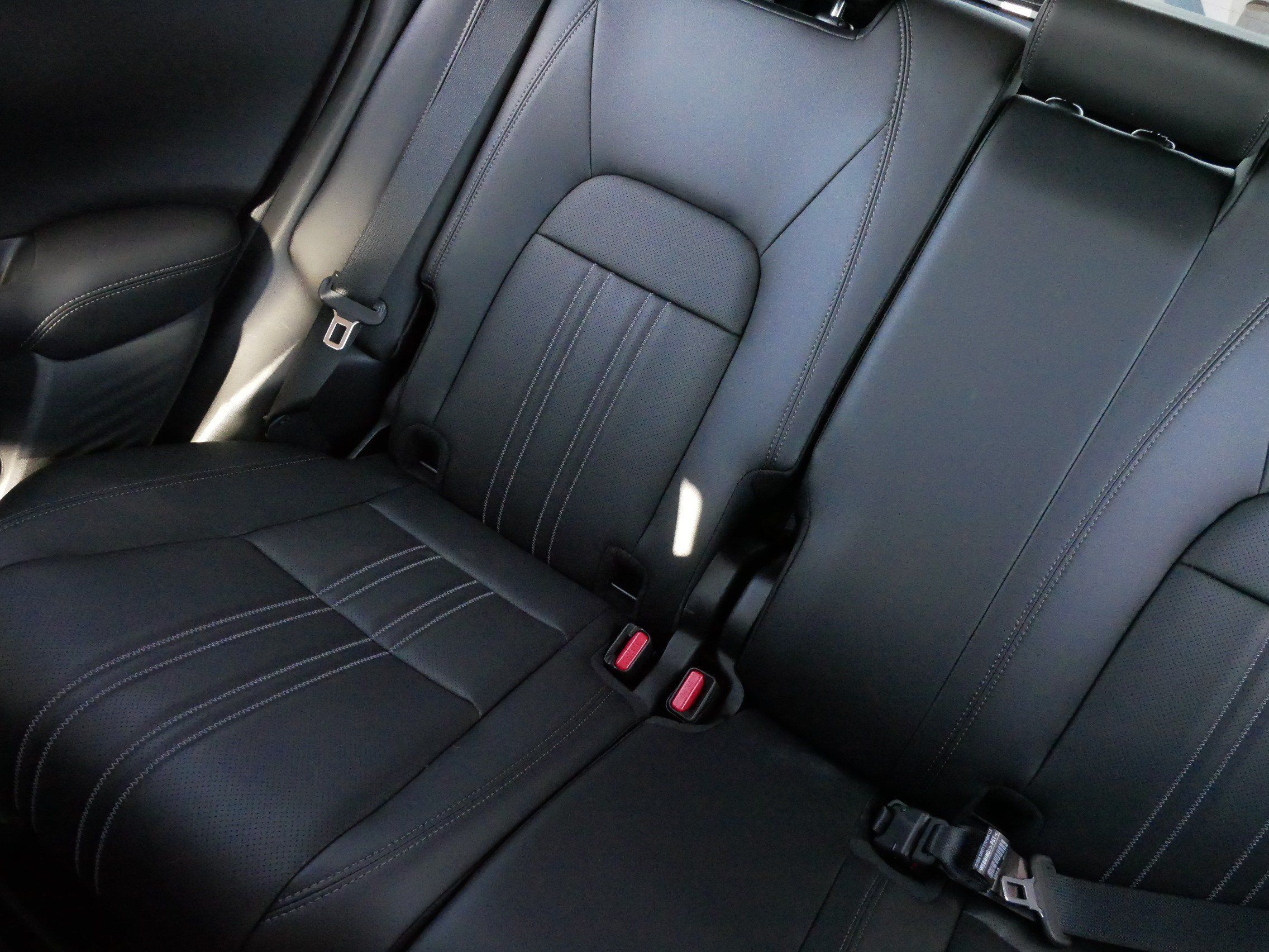 Used 2027 Honda HR-V EX-L image 12
