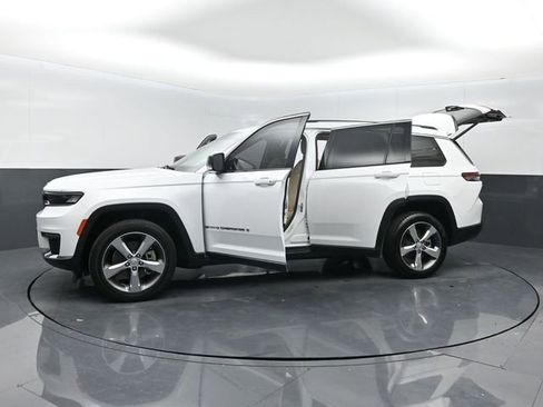 Used 2021 Jeep Grand Cherokee L Limited image 28