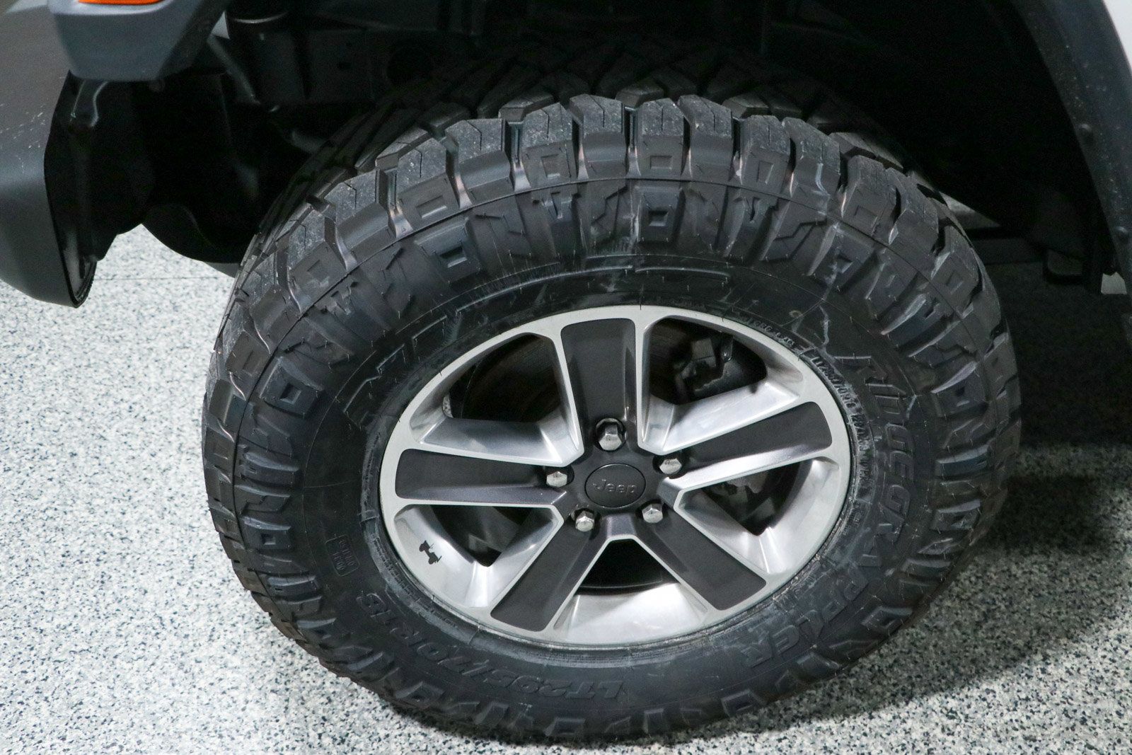 Used 2021 Jeep Wrangler Unlimited Sahara AWD/4WD image 12