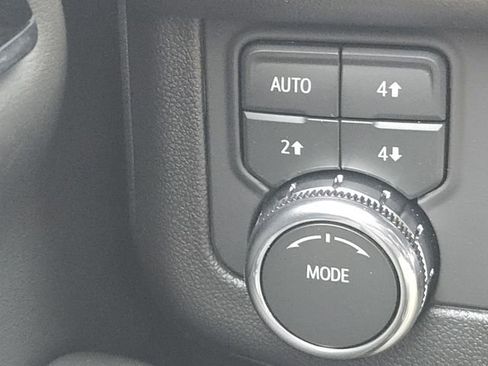 New 2026 GMC Yukon XL Elevation w/ Elevation Premium Package image 6