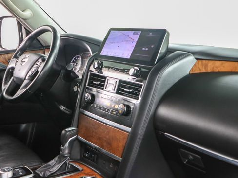 Used 2022 Nissan Armada SL w/ Captain's Chairs Package image 28