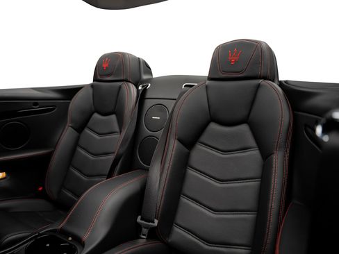Used 2019 Maserati GranTurismo Sport RWD image 39