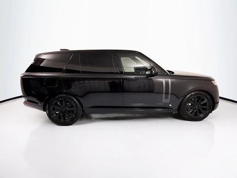 New 2026 Land Rover Range Rover Long Wheelbase SE AWD/4WD image 4