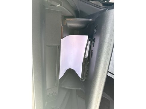 Used 2021 Volkswagen Tiguan SE R-Line image 30