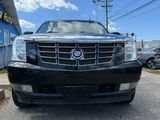 Used 2011 Cadillac Escalade Premium image 3