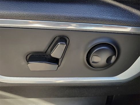 Used 2022 RAM 1500 Laramie image 20