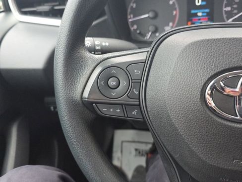 Certified 2023 Toyota Corolla LE image 21