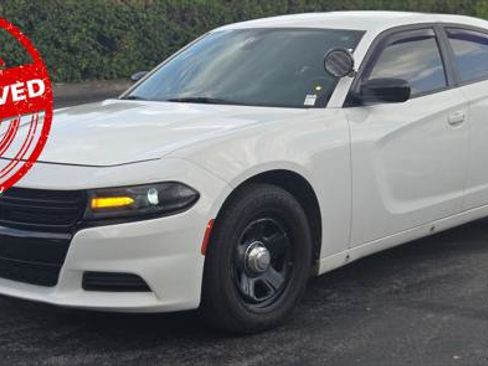 Used 2019 Dodge Charger Police w/ Street Appearance Group RWD image 2