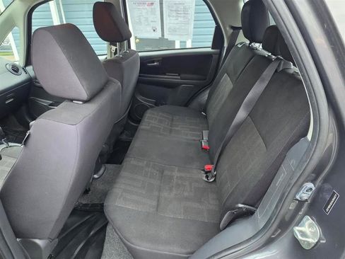 Used 2012 Suzuki SX4 AWD Hatchback image 12