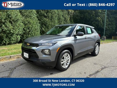 Used 2021 Chevrolet TrailBlazer LS image 4