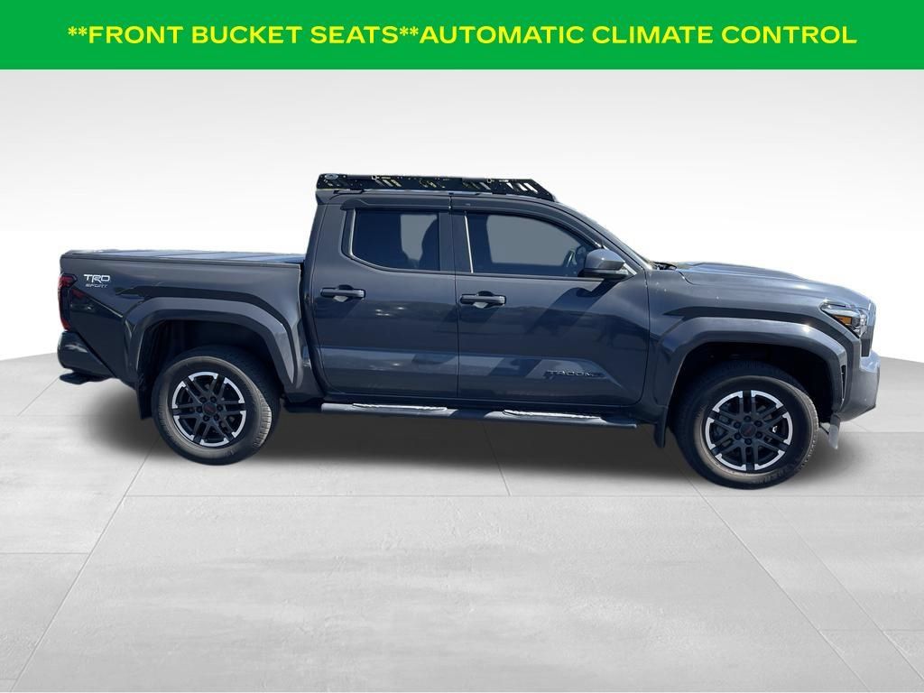 Used 2024 Toyota Tacoma TRD Sport AWD/4WD image 6