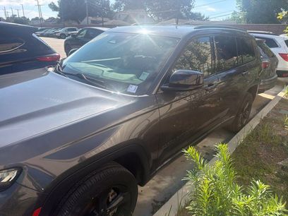 Used 2023 Jeep Grand Cherokee L Laredo