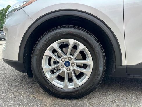 Used 2020 Ford Escape SE FWD image 12