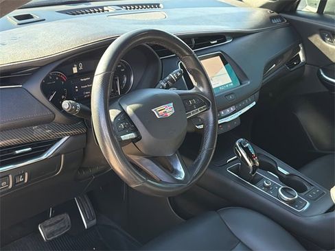 Used 2023 Cadillac XT4 Sport image 16