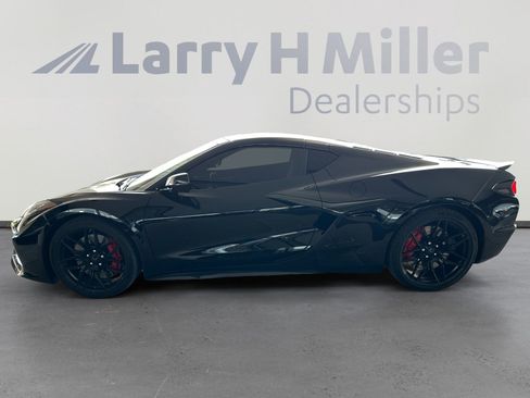 Used 2025 Chevrolet Corvette Z06 w/ Battery Protection Package image 2