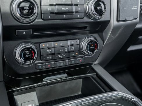 Used 2018 Ford F250 Platinum w/ Platinum Ultimate Package image 39