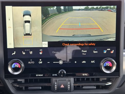 Used 2025 Lexus GX 550 w/ Accessory Package (2T) image 23