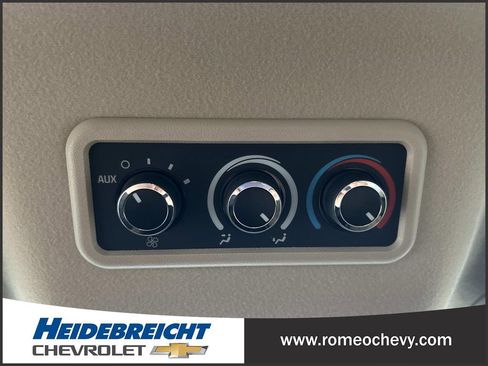 Used 2017 Chevrolet Express 2500 LT w/ LT Preferred Equipment Group RWD image 27