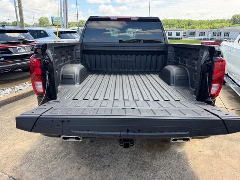 New 2026 GMC Sierra 1500 Elevation w/ X31 Off-Road Package AWD/4WD image 4