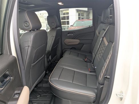 New 2026 GMC Canyon Denali image 13