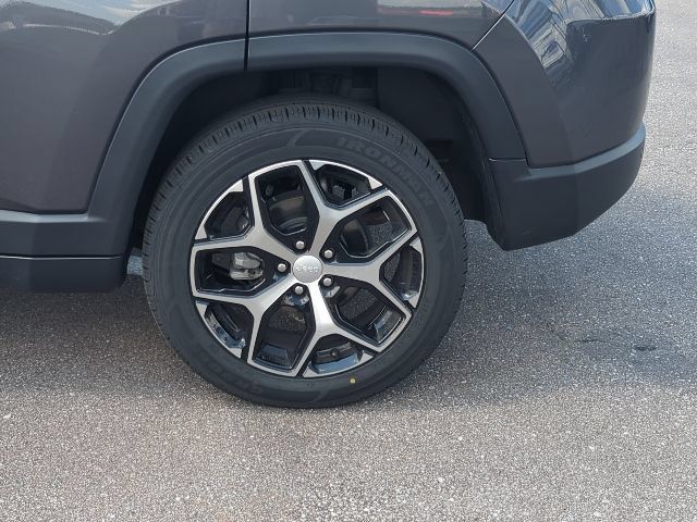 Used 2024 Jeep Compass Limited AWD/4WD image 32