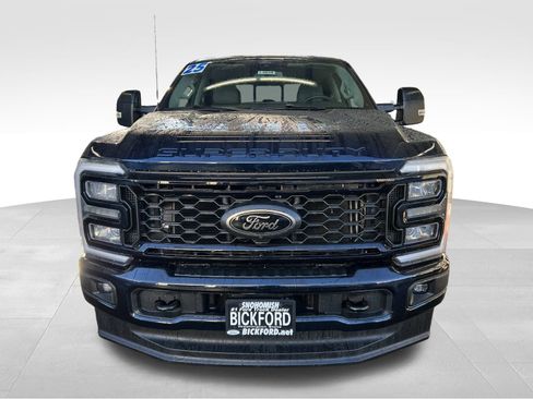 Used 2025 Ford F350 XLT w/ Black Appearance Package image 2