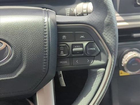 New 2025 Toyota 4Runner 4WD image 15