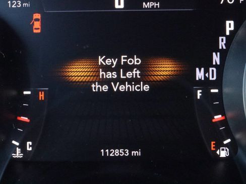 Used 2015 Dodge Challenger SXT Plus w/ Sound Group II image 9