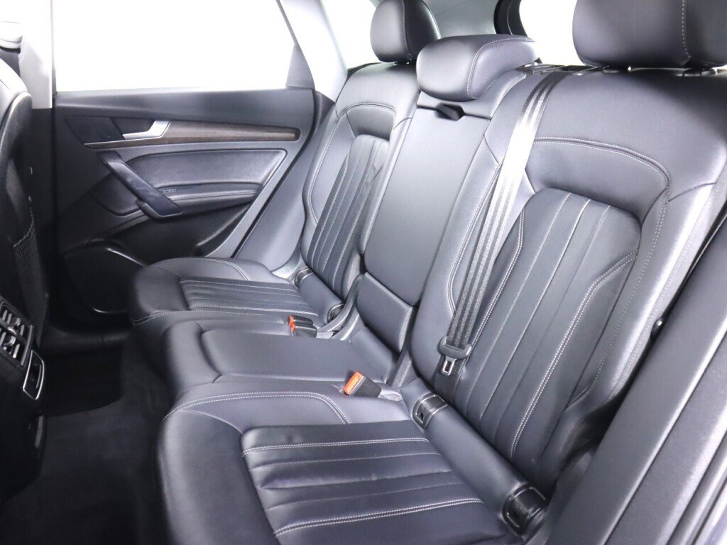 Used 2021 Audi Q5 2.0T Premium Plus w/ Premium Plus Package AWD/4WD image 35