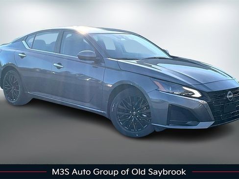 New 2025 Nissan Altima 2.5 SV w/ SV Special Edition Package image 2