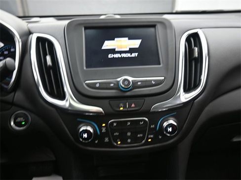 Used 2023 Chevrolet Equinox LT image 9