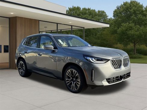 New 2026 BMW X3 xDrive30 w/ Premium Package image 5