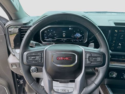 Used 2023 GMC Sierra 1500 Elevation w/ X31 Off-Road Package AWD/4WD image 13