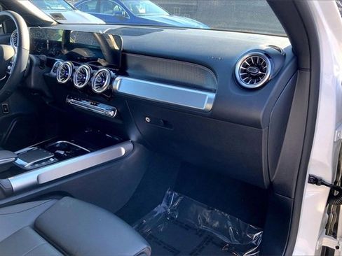 Certified 2023 Mercedes-Benz GLB 250 GLB 250 image 15