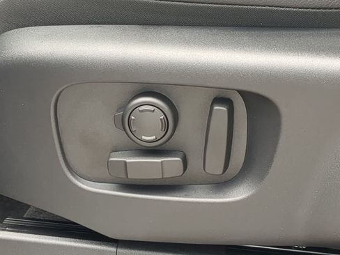New 2026 Land Rover Discovery Dynamic SE AWD/4WD image 18