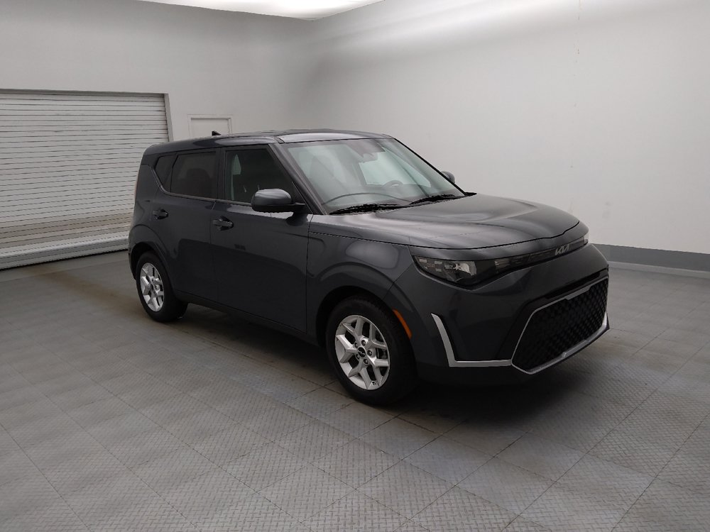 Used 2024 Kia Soul LX w/ Option Group 015 FWD image 11