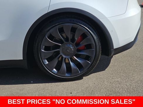 Used 2022 Tesla Model Y Performance AWD/4WD image 38