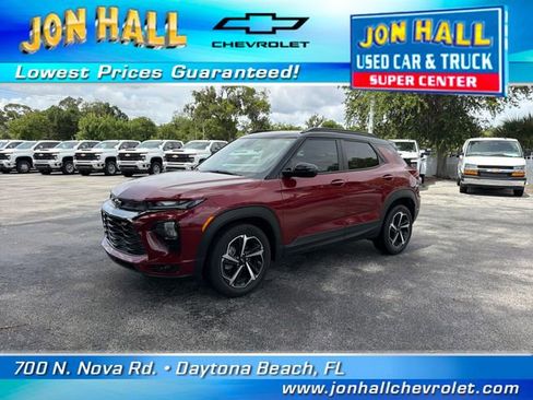 Used 2022 Chevrolet TrailBlazer RS FWD image 2
