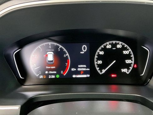 Used 2024 Honda Pilot Touring image 23