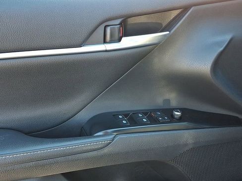 Used 2019 Toyota Camry XSE w/ Driver Assist Package image 16
