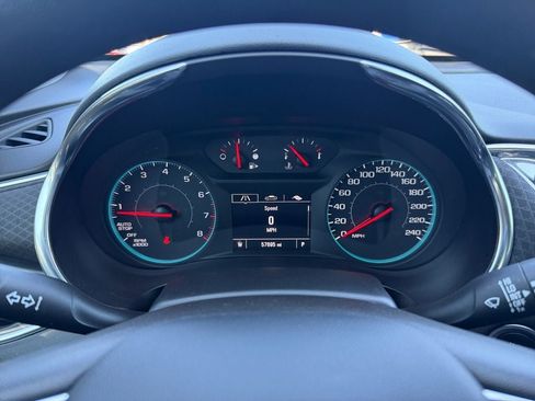 Used 2019 Chevrolet Malibu LT FWD image 14
