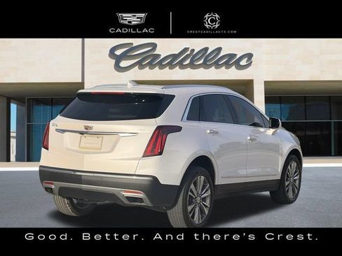Used 2023 Cadillac XT5 Premium Luxury FWD image 3