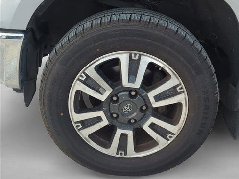 Used 2021 Toyota Tundra SR5 RWD image 9