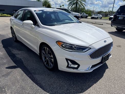 Used 2019 Ford Fusion Titanium image 4