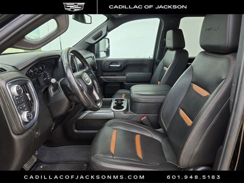 Used 2023 GMC Sierra 2500 AT4 AWD/4WD image 8